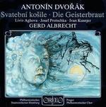 Dvor�k: Svatebn� kosile