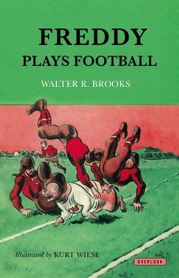 Freddy Plays Football - Brooks, Walter R