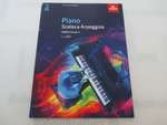 Piano Scales & Arpeggios, Abrsm Grade 4: From 2021 (Abrsm Scales & Arpeggios)