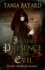 In the Presence of Evil (a Christine De Pizan Mystery, 1)