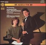 Presenting... Joaquin Valdepe�as, Clarinet
