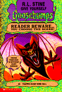 Trapped in Bat Wing Hall - Stine, R L